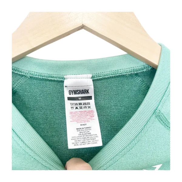 Gymshark Green Cropped Long Sleeve Shirt Sz M - Image 2