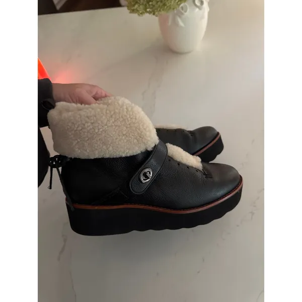 COACH Urban Hiker Shearling Boots in Black Size 9 - Image 7