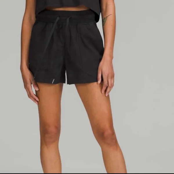 Lululemon Dance Studio High Rise Short - Image 2