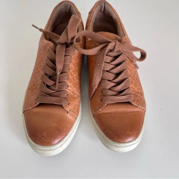 Frye Ivy Low Lace Sneaker‎ Rosewood - Image 3