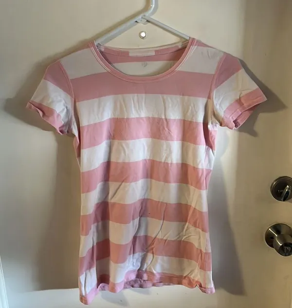 Lululemon tee shirt. Pink and white striped. Small - Image 4