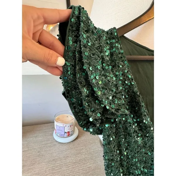 Faeriesty Green Sequin Mermaid‎ Dress with Side Slit Size XSmall - Image 5