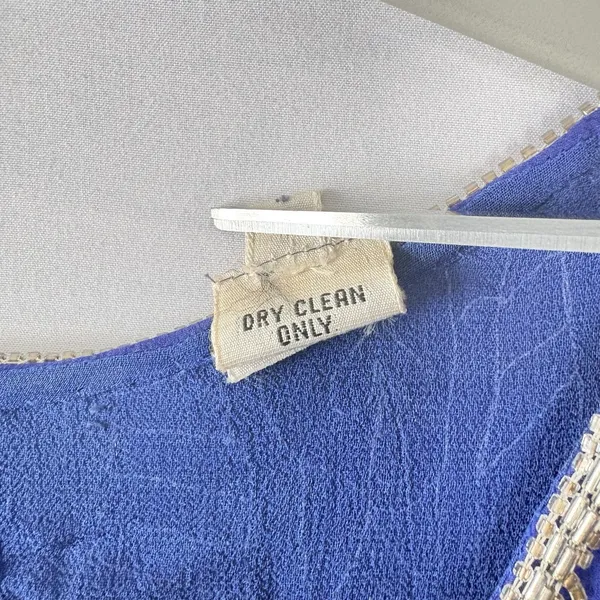 Vintage Royal Blue‎ Silk Beaded Blouse Silver Bugle Bead Scalloped Hem Top Small - Image 12