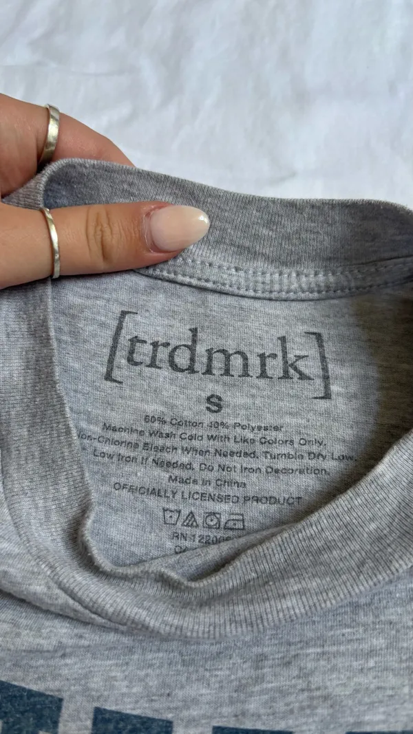 Trademark Brooklyn Cloth Columbia University Cropped T shirt - Image 3