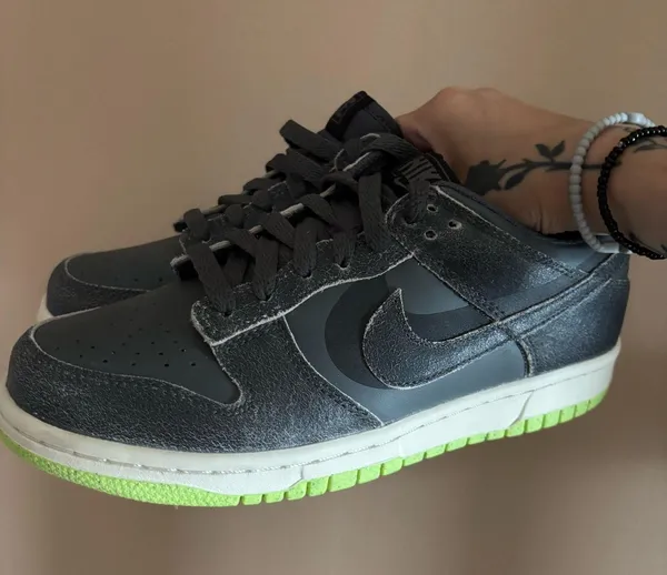 Nike Dunk Low SE GS 'Halloween - Cauldron' - Image 6