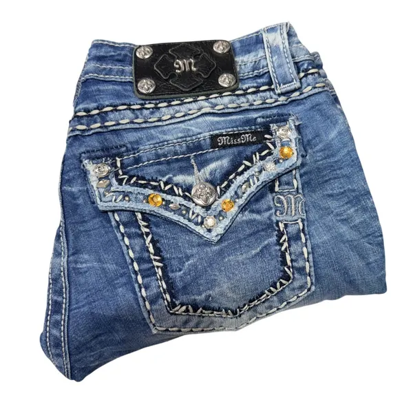 Miss Me Cuffed Capri Signature Embellished Jeans Womens 27 Blue JP5755P4 Western - Image 2