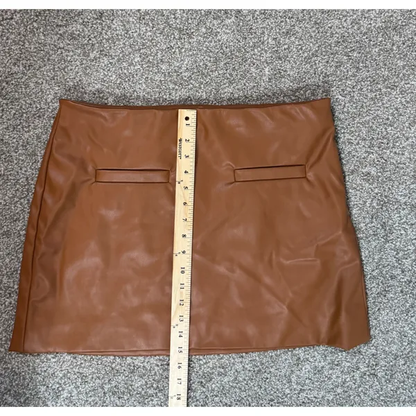 A New Day Cognac Faux Leather Mini Skirt Brown Size 12 Welt Pockets Mini Skirt - Image 3