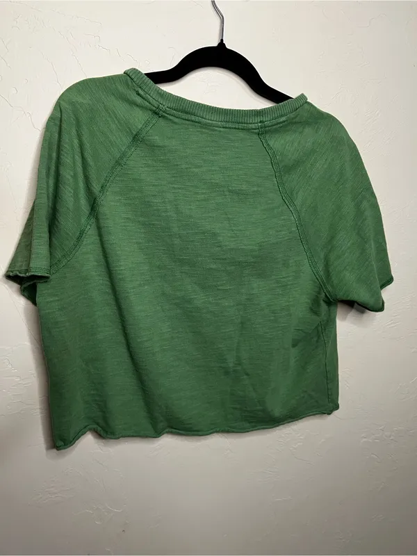 Victoria's Secret PINK Green Raglan Puppy Logo Raw Hem Cropped Tee - Image 8