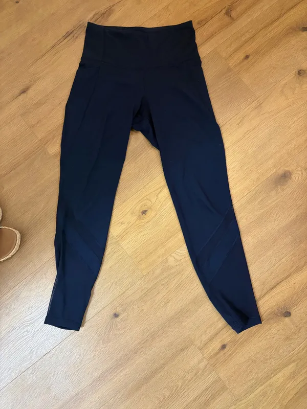 Old Navy Active Leggings Go-Dry Navy  - Image 2