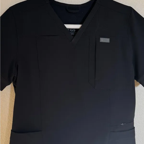 FIGS Indestructible Slim V Neck Scrub‎ Top Sz M 5 Pockets Nurse - Image 4