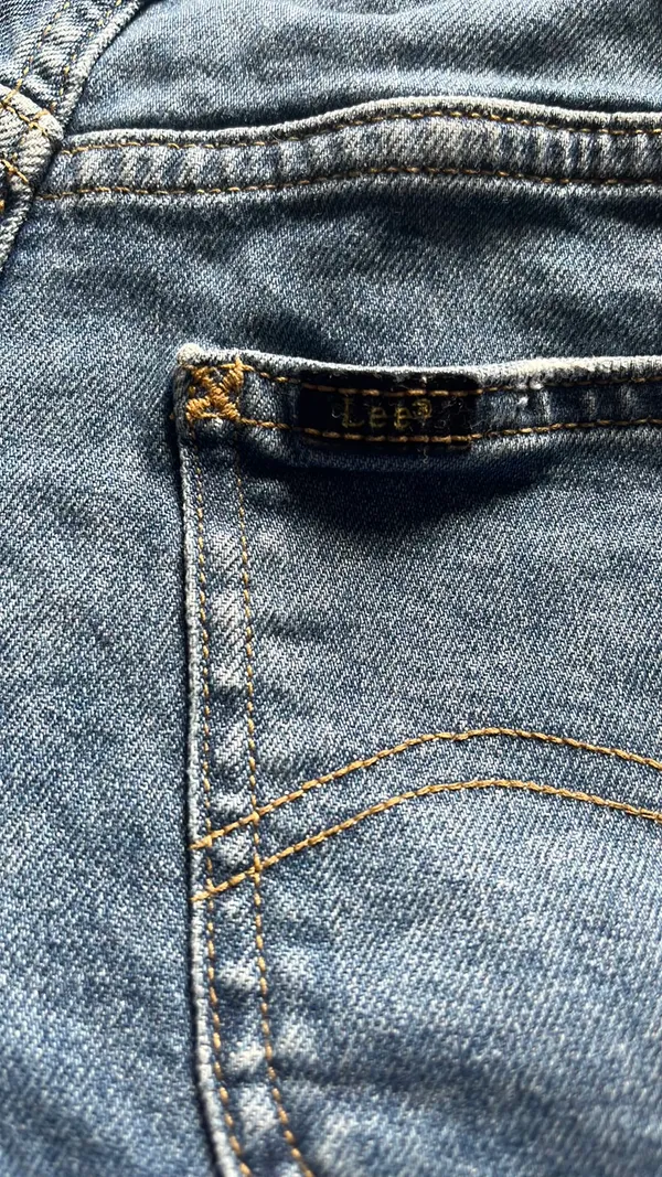 Levi’s Shorts - Image 5