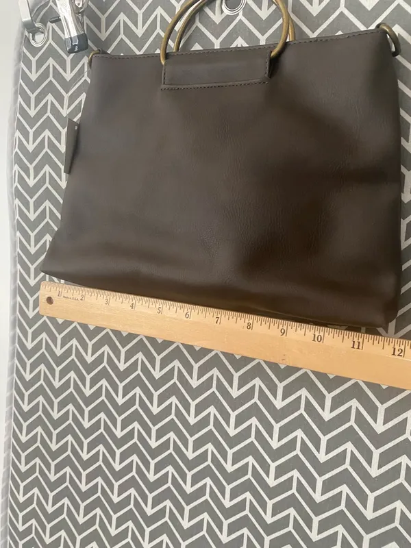 New With Tag Brown Faux Leather Small Handbag. - Image 6