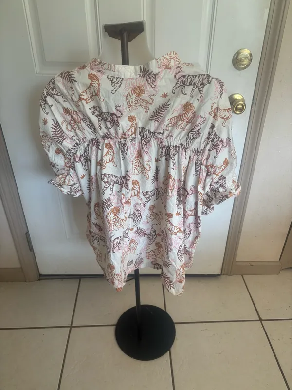 Large BiBi Feeling Fierce cream Tiger Print short sleeve button up Blouse - Image 2