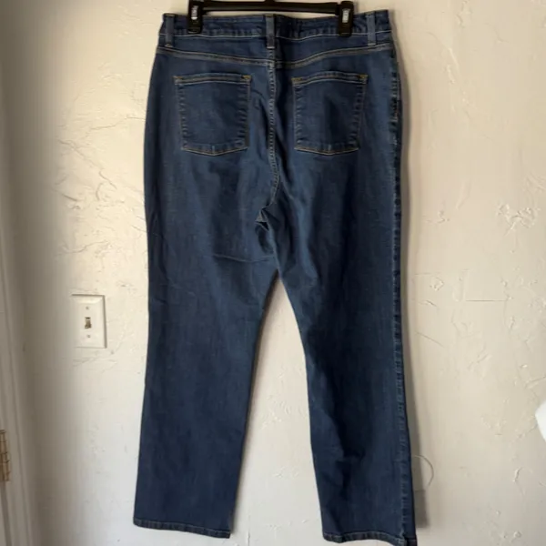LLBean Classic Fit Womens Blue Denim Jeans Size 16‎ Regular Casual Basic - Image 4