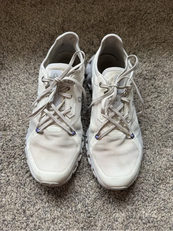 On Cloud X 3 AD Athletic Shoes in Undyed/Nimbus - Image 2