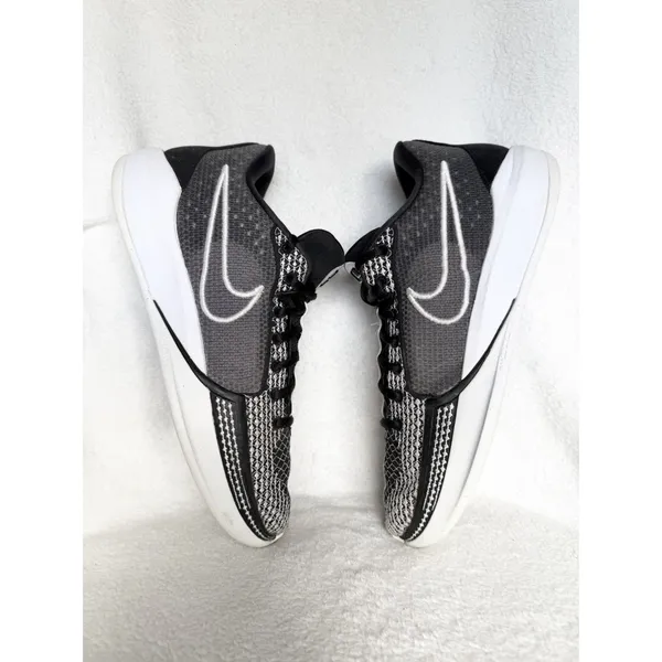 Nike Sabrina 1 Women’s 8 Good condition Black/White - Image 5