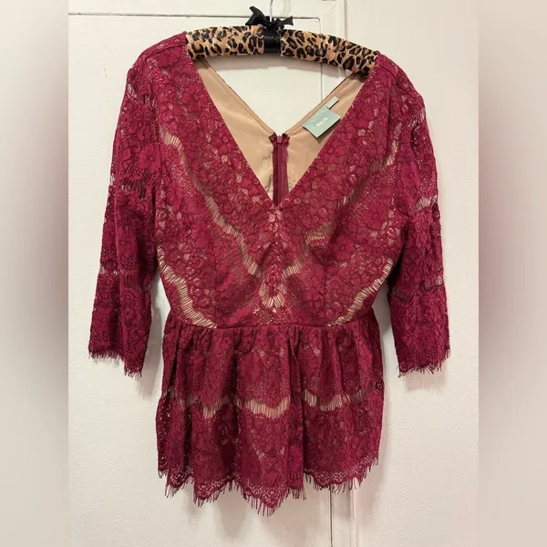 Anthropologie Maeve Lace Peplum Top Burgundy Large - Image 4