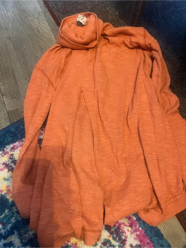 We the free Rust Orange Turtleneck split back - Image 11