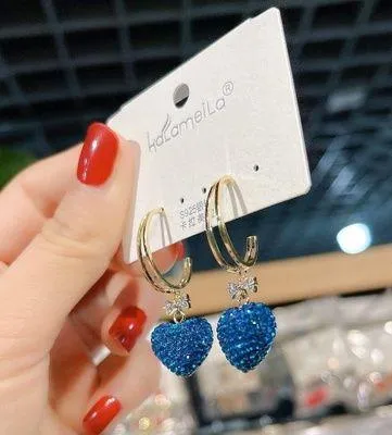 Women's Blue Diamond Love Heart Dangle Drop Earrings - Image 3