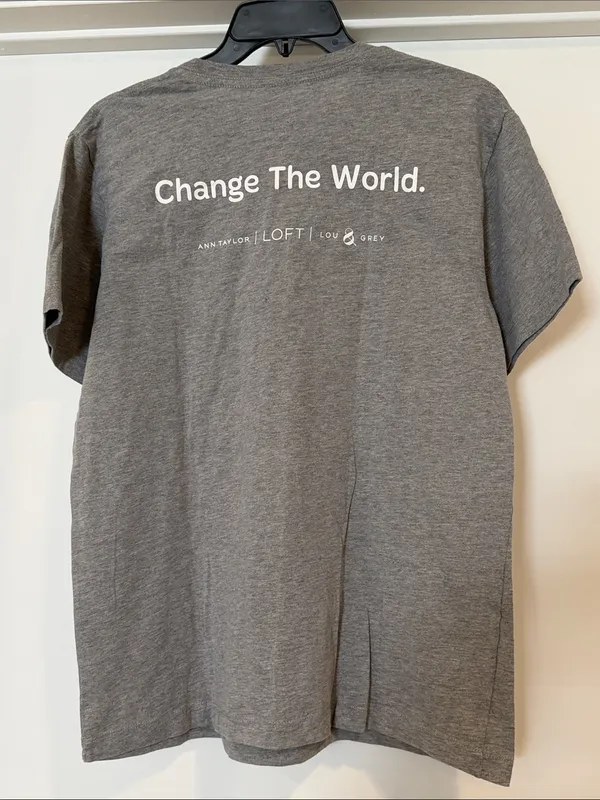 Ann Taylor Inspire Women. Gray Graphic Tee - Image 6