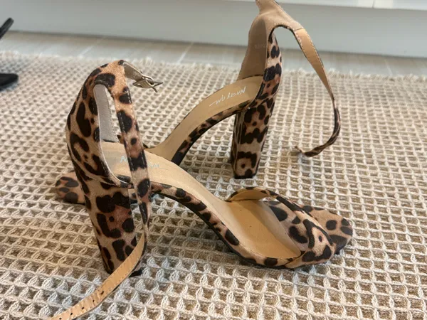 Nasty Gal Heels Cheetah Print - Image 3