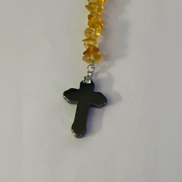 Handmade Yellow Tumbled Glass Chip & Hematite Cross Charm Keychain In Gift Box - Image 2