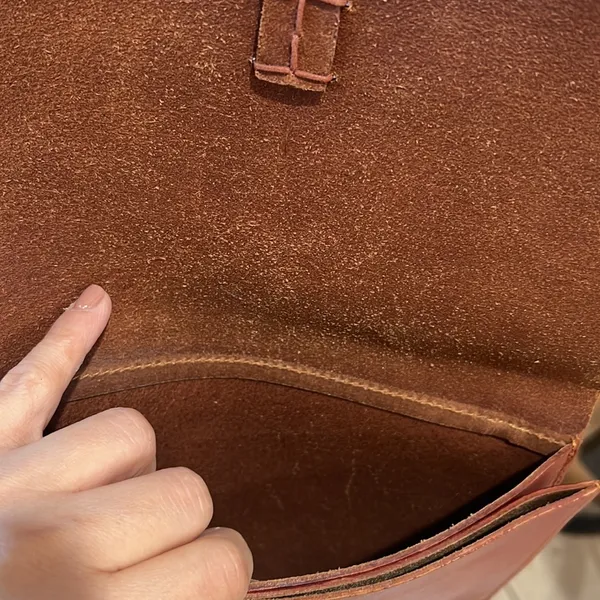 Lucky brand tan leather crossbody - Image 5