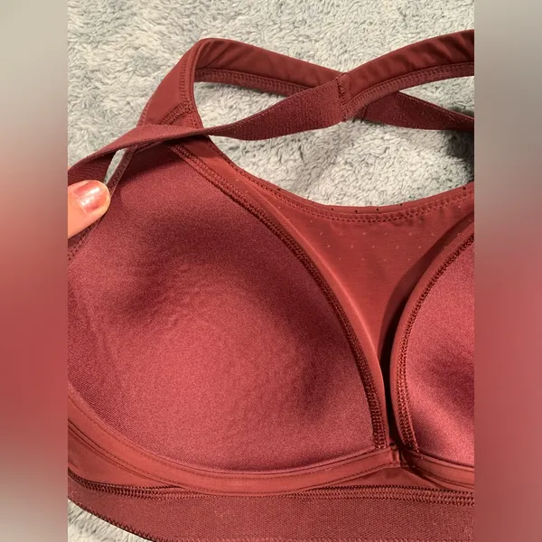 Lululemon sports bra red - Image 12