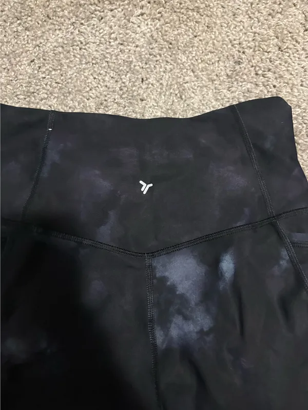 Blue Old Navy Active Bike Shorts - Image 4