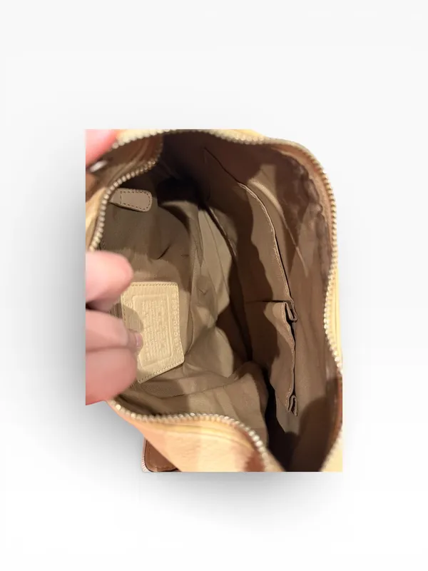 Coach Legacy Leather Hobo Bag - Image 3