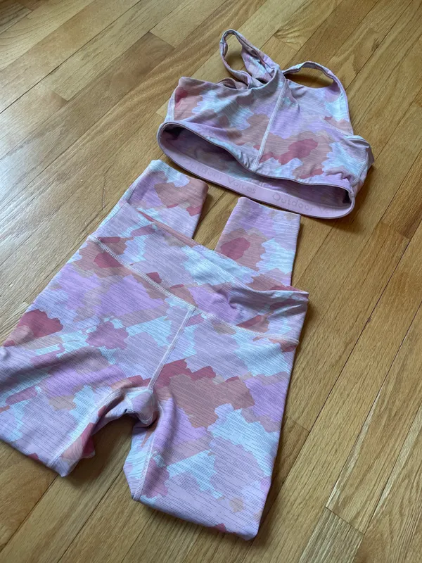 Outdoor Voices Pink Camo Set - Image 4