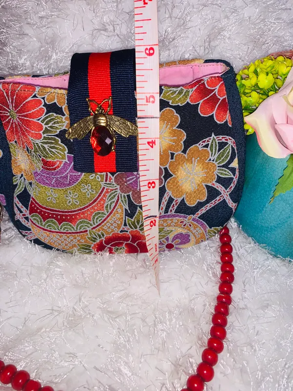 Handmade Bee Bag Pouch/ Crossbody - Image 9