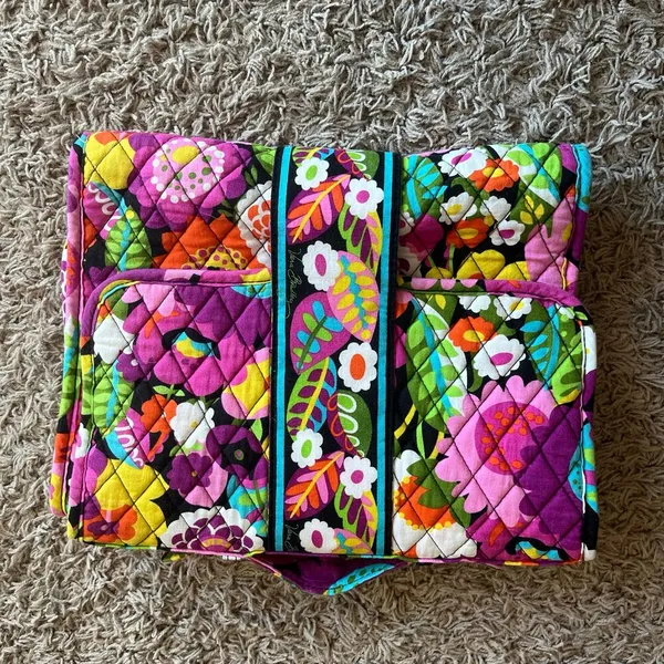 Vera Bradley Floral Pattern Roll Up Makeup / Toiletry Bag - Image 11