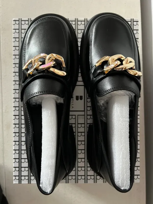 Newbella Black Loafers Size 9.5 - Image 2