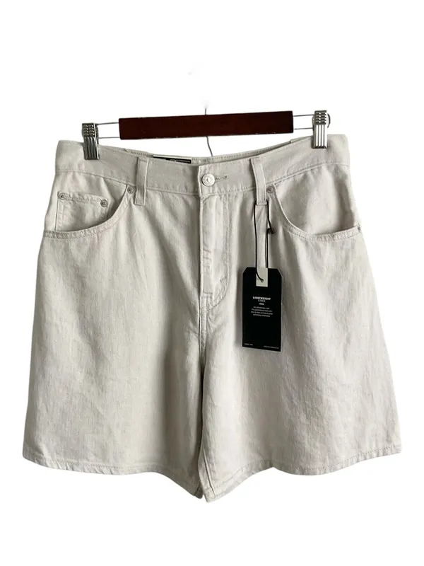 Levi’s Women's‎ High-Rise Casual Shorts in Light Beige-Linen - Image 3