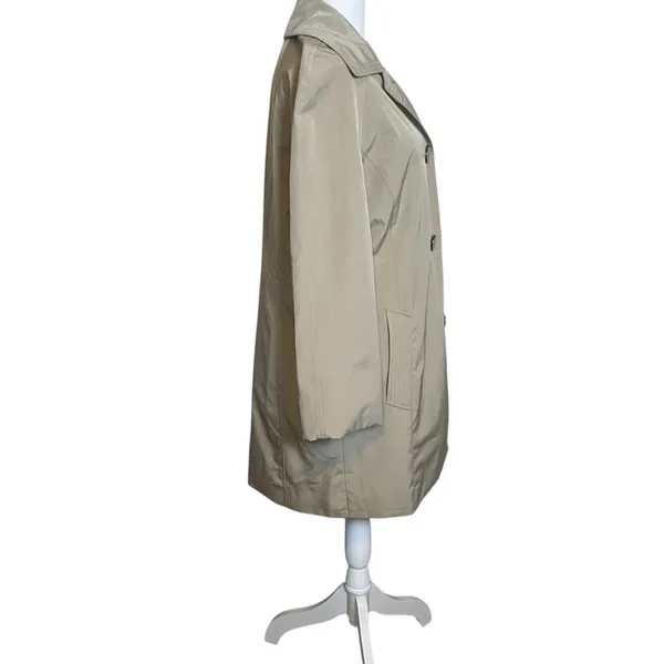 London Fog Women’s Trench Coat Tan Medium 3 Button Spring Rain Casual‎ Neutral - Image 3