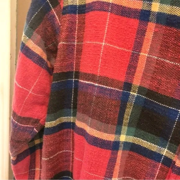 American Eagle Plaid Button Up Boyfriend Flannel Red‎ Green XS - Image 5