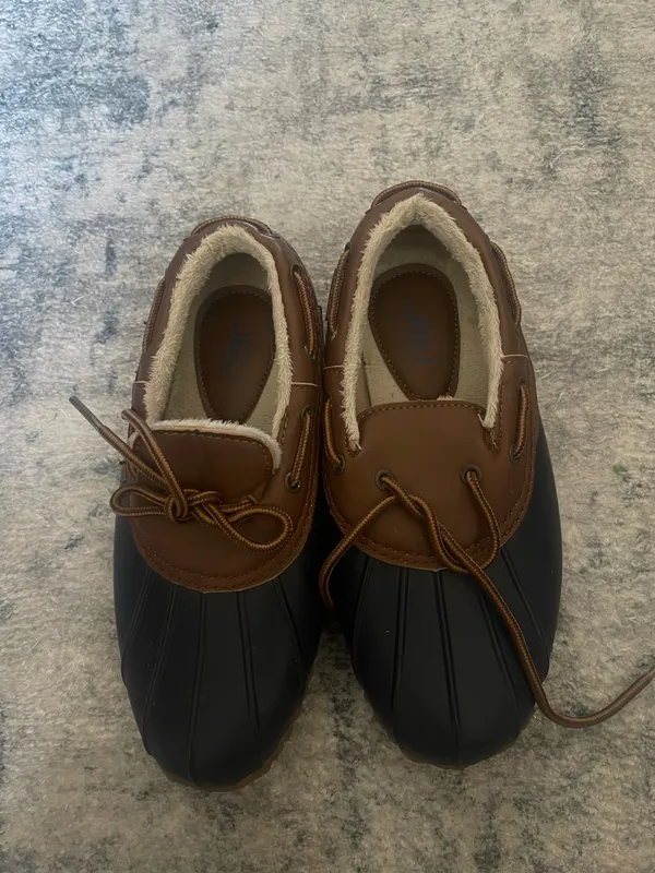 These are JBU by Jambu Women's Gwen waterproof duck shoes - Image 2