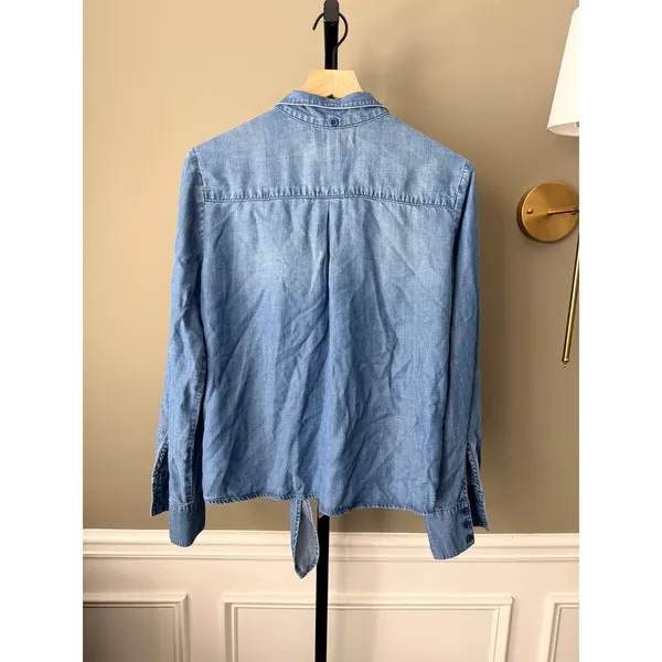 Cloth & Stone Chambray Button Down Tie Front Blouse Medium - Image 3
