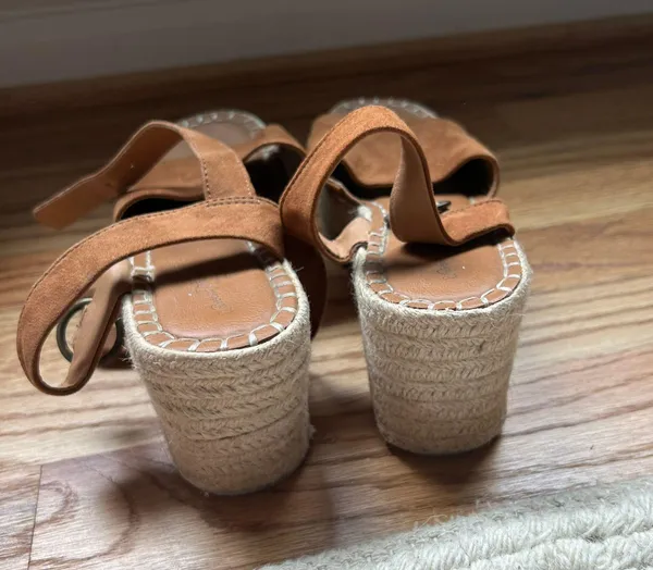 Target Platform Sandals - Image 4