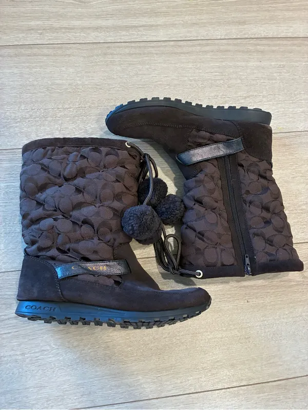 Coach Women’s Juniper Boot Quilted Brown Suede Signature Logo Size 8.5 - Image 2