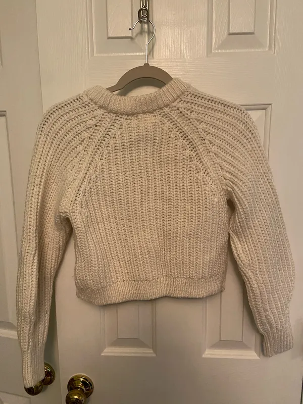 H&M Sweater Cropped White - Image 2
