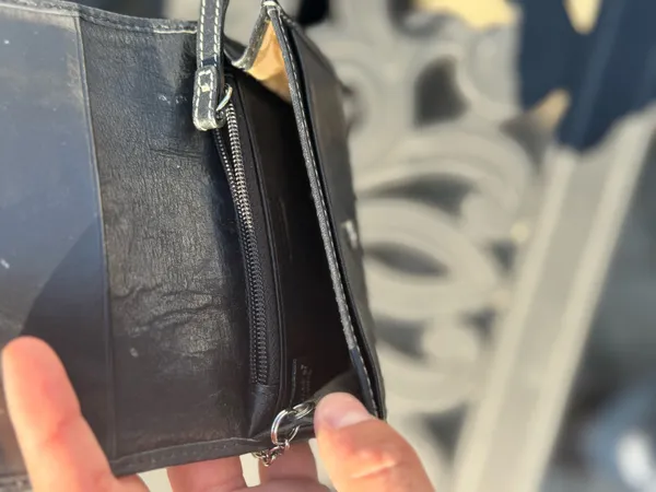Coach Leather Wallet - Image 2