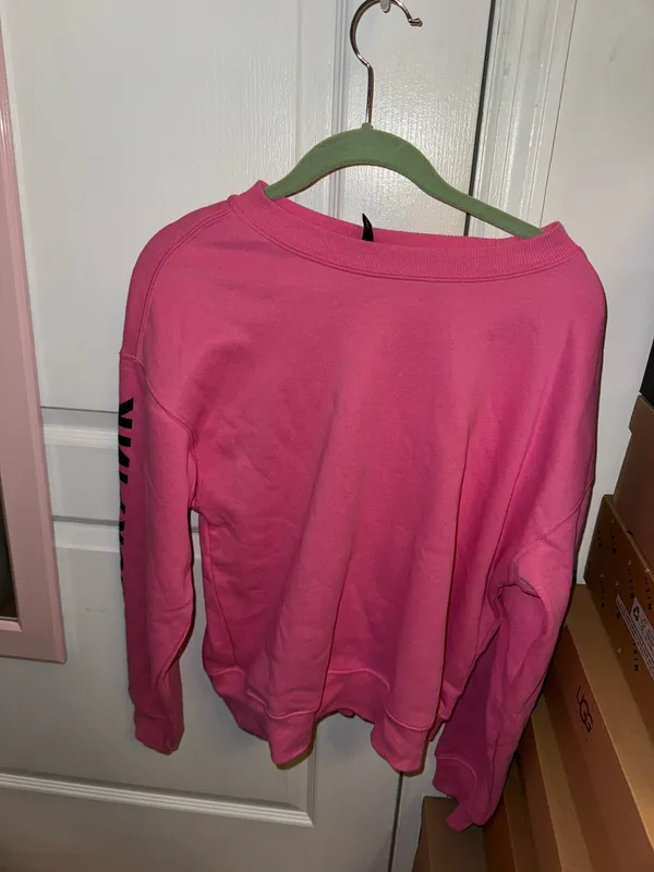 Black Pink crewneck size small NWT - Image 2