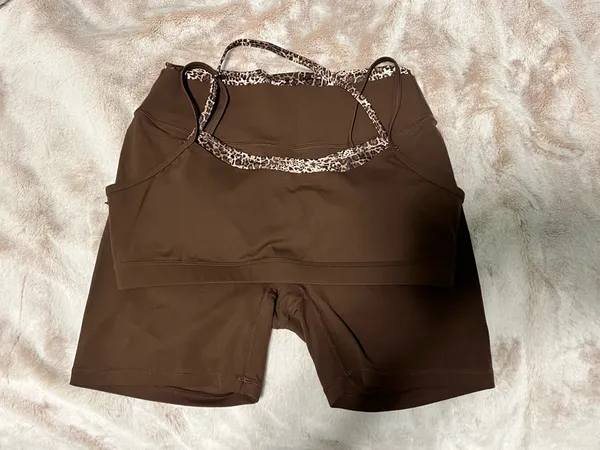 Amazon Workout Set - Image 4