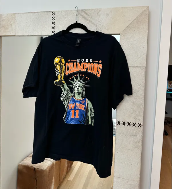 New York Knicks Champions Tee Shirt - Image 2