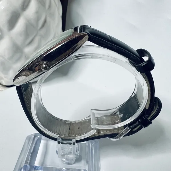 Classic Watch Black - Image 8