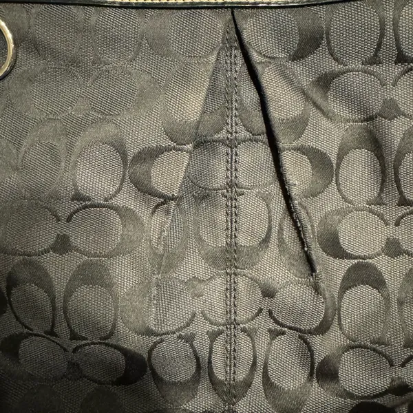 🛍❤️‍🔥 COACH black Signature Monogram Handbag Patent Leather Handle Large Tote - Image 7