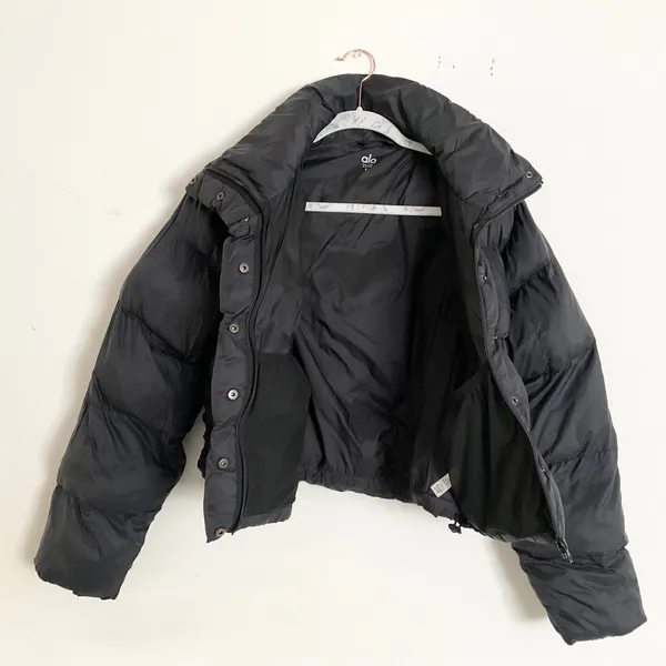 Alo Yoga Gold Rush Puffer Black S - Image 6
