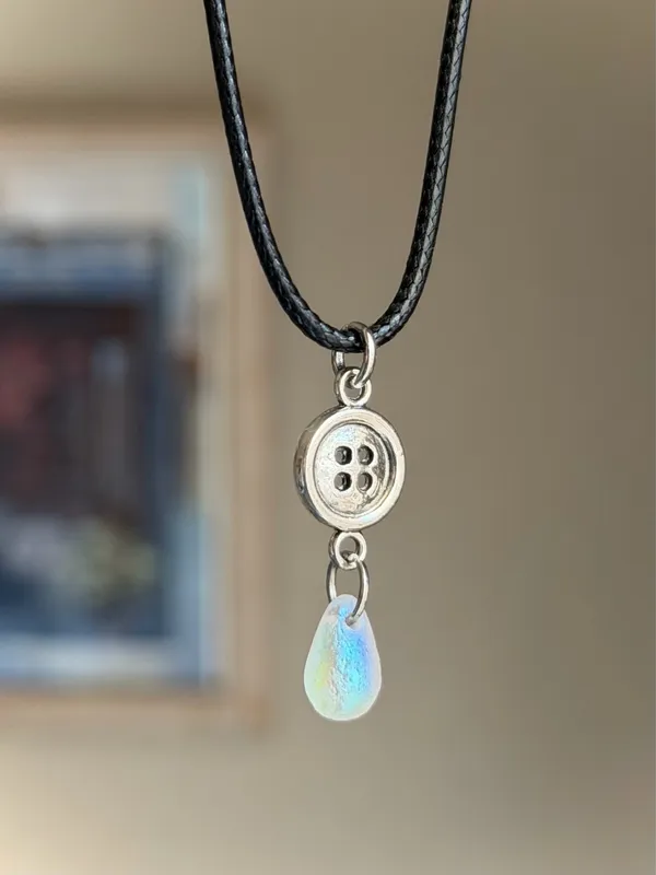 Handmade button & teardrop fairy whimsy style necklace🌀 - Image 3